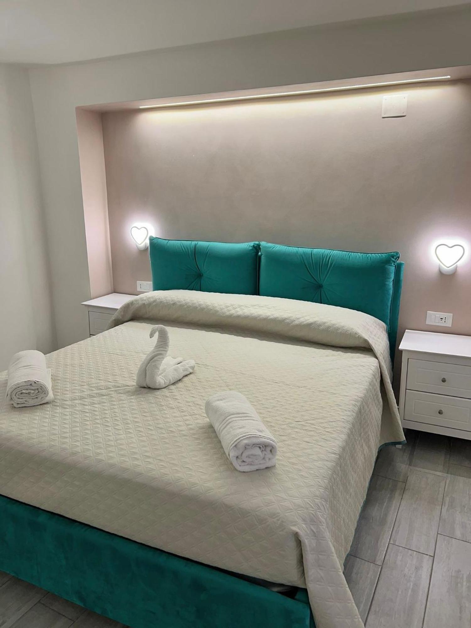 Costa Degli Dei Rooms ピッツォ エクステリア 写真