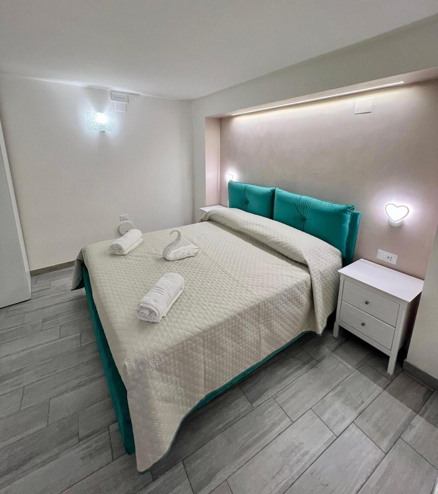 Costa Degli Dei Rooms ピッツォ エクステリア 写真